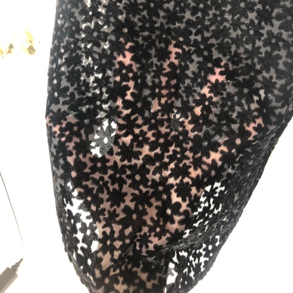 Sheer floral top - Picture 5 of 5